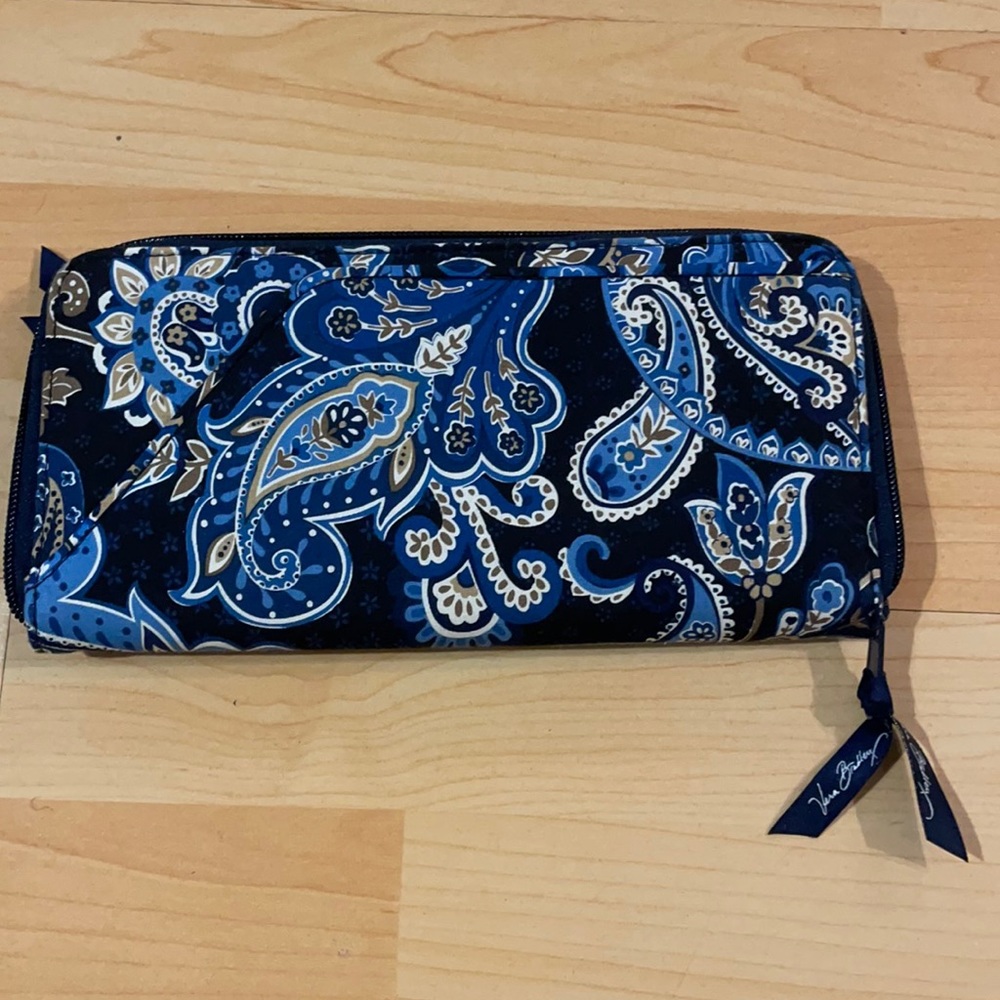 Vera Bradley Wallet